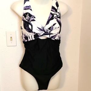 Cupshe One-piece Bathing Suit,  Size Large,  NWT
